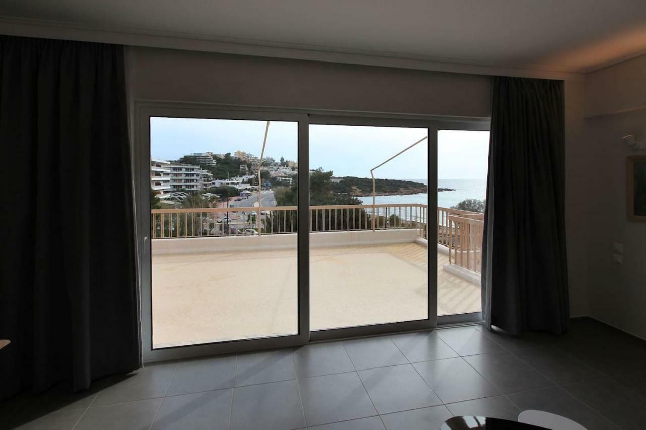 Seaside Renovated Top Floor Apartment Saronida Extérieur photo