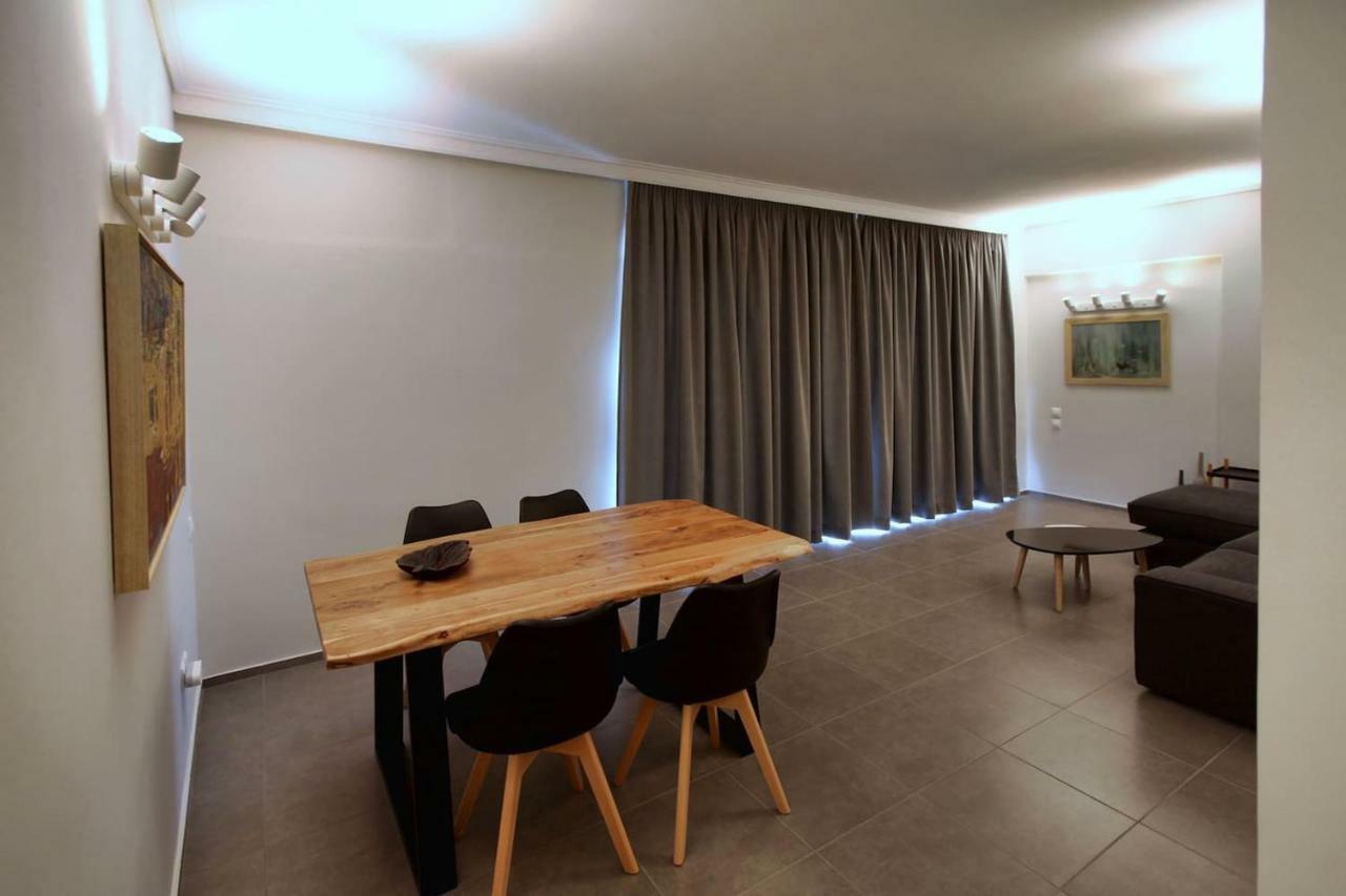 Seaside Renovated Top Floor Apartment Saronida Extérieur photo